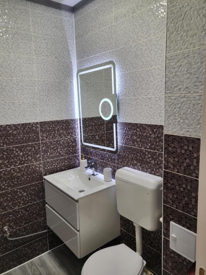 Apartament Nectaria Беїле-Херкулане Екстер'єр фото