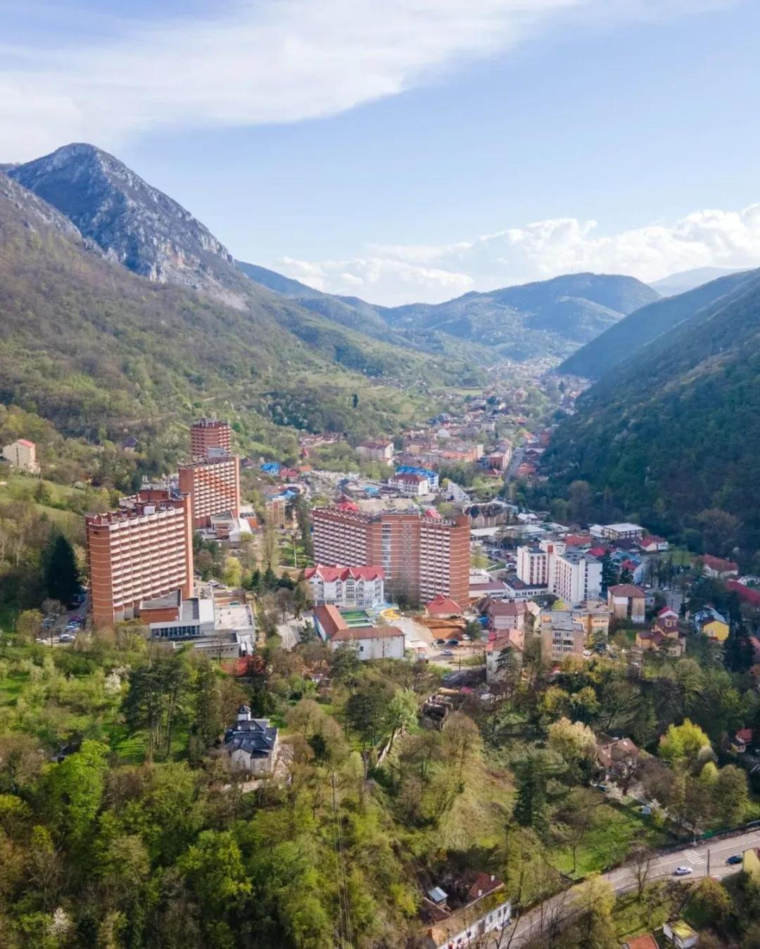 Apartament Nectaria Беїле-Херкулане Екстер'єр фото